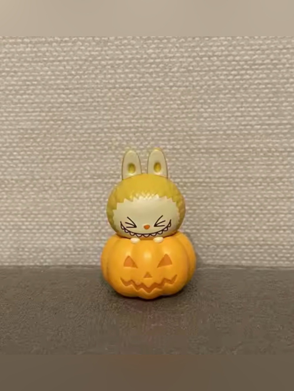 Labubu Halloween Pop Bean. 🎃